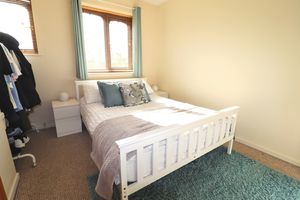 Bedroom- click for photo gallery